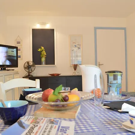 2p Avec Terrasse Et Vue A Frejus, Proche - Fr-1-226a-174 *