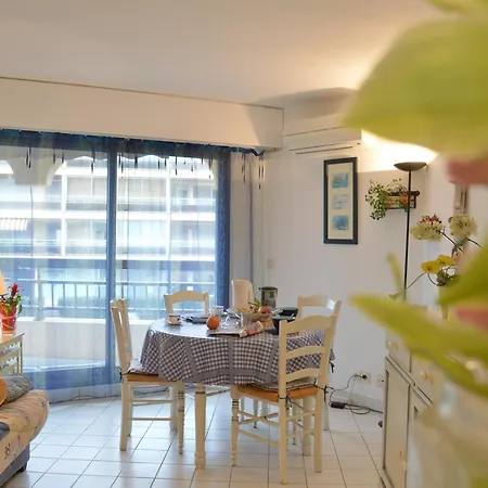 2p Avec Terrasse Et Vue A Frejus, Proche - Fr-1-226a-174 * Fréjus